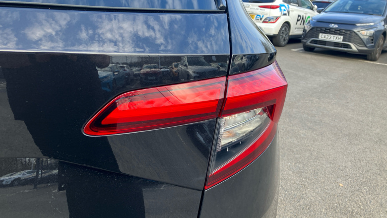 Skoda Karoq 1.5 TSI SE 5dr DSG Petrol Estate